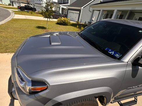 Used 2021 Toyota Tacoma TRD Sport image 10