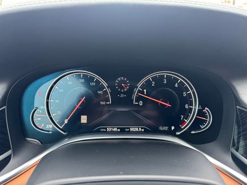 Used 2019 BMW 740i xDrive w/ Executive Package image 18