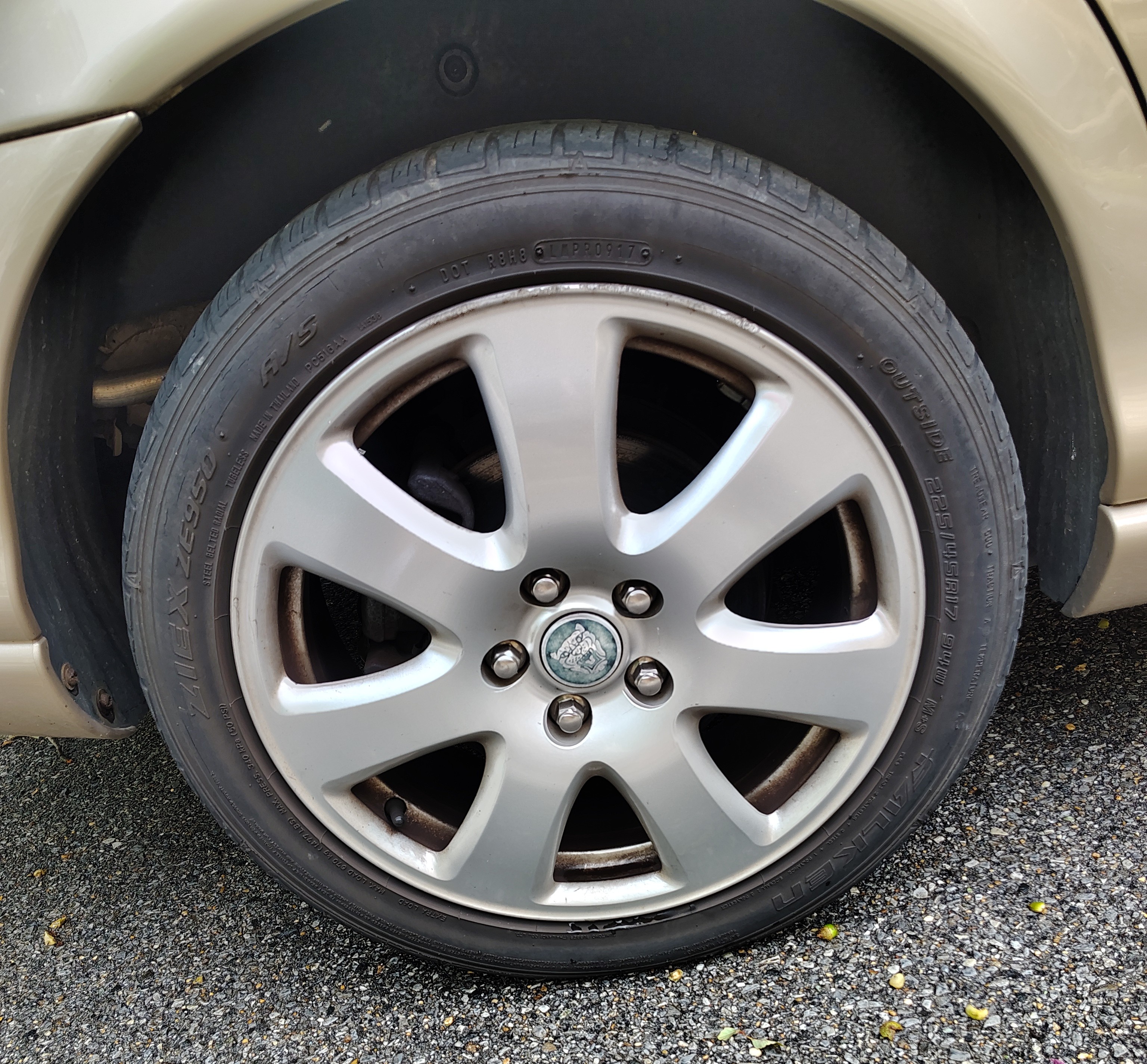 Used 2004 Jaguar X-TYPE 3.0 AWD/4WD image 9
