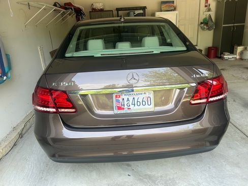 Used 2014 Mercedes-Benz E 350 4MATIC Sedan image 8