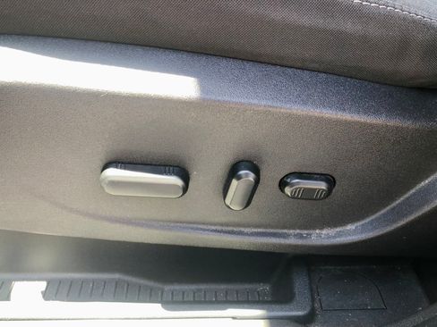 Used 2014 Ford Escape SE w/ Equipment Group 201A AWD/4WD image 6