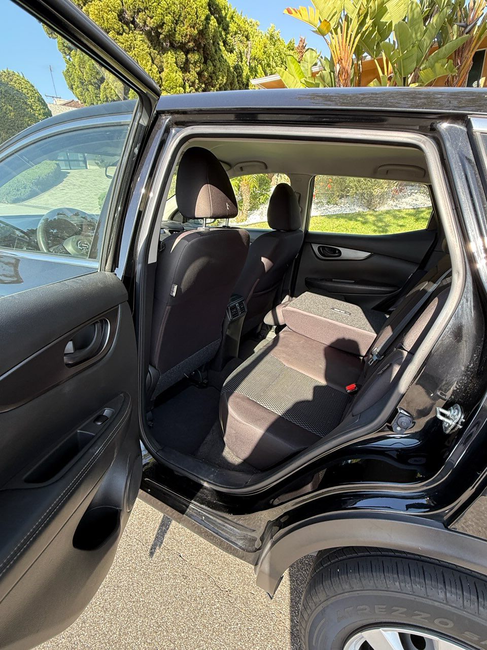 Used 2020 Nissan Rogue Sport S FWD image 12