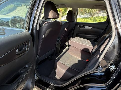 Used 2020 Nissan Rogue Sport S FWD image 12