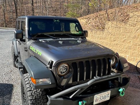 Used 2019 Jeep Wrangler Unlimited Sport S AWD/4WD image 8