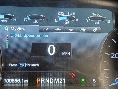 Used 2017 Ford F250 Lariat w/ Lariat Ultimate Package AWD/4WD image 12