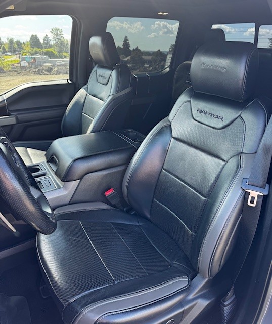 Used 2018 Ford F150 Raptor w/ Equipment Group 802A Luxury AWD/4WD image 8