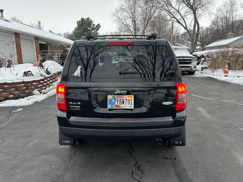 Used 2013 Jeep Patriot Latitude image 5
