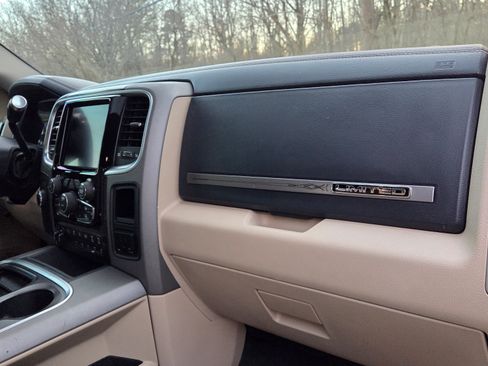 Used 2018 RAM 2500 Limited image 14