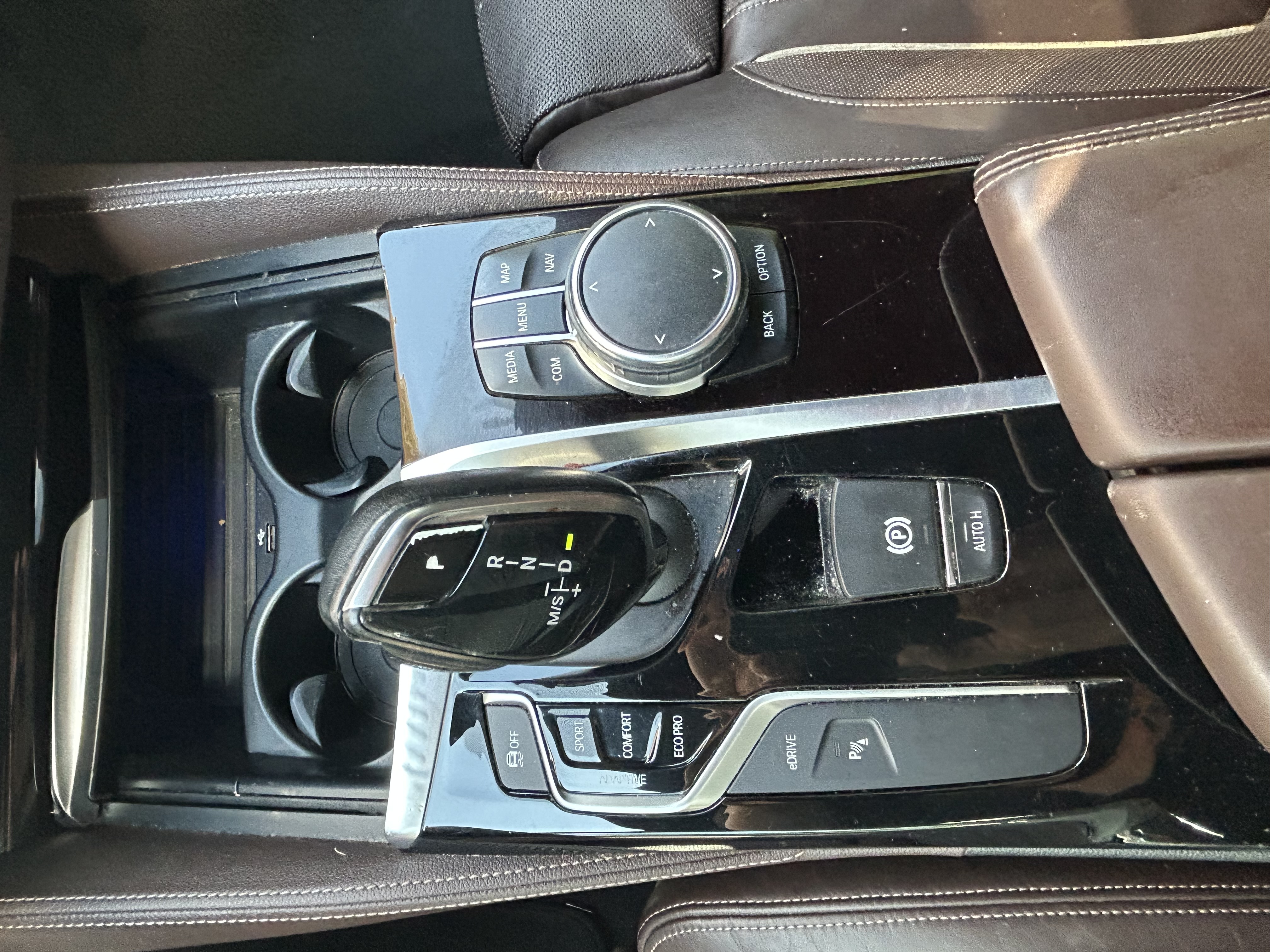 Used 2018 BMW 530e RWD image 18