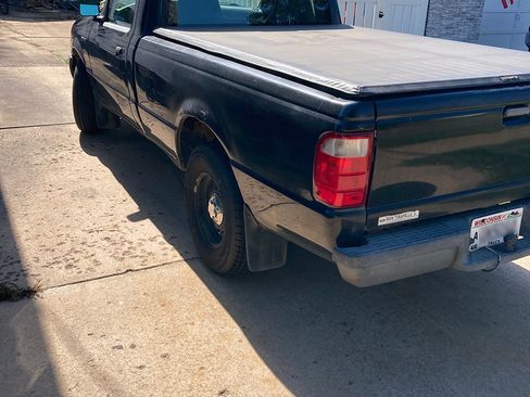 Used 2003 Ford Ranger XL image 2