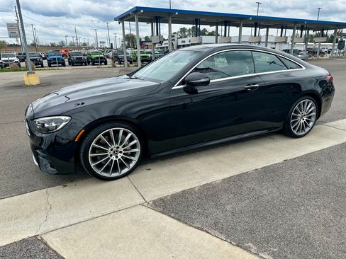 Used 2022 Mercedes-Benz E 450 Coupe image 5