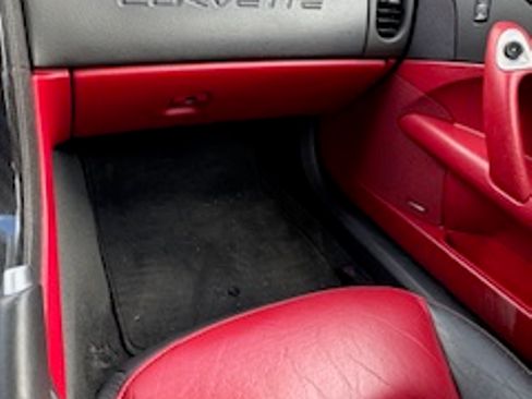 Used 2010 Chevrolet Corvette Coupe w/ Preferred Equipment Group image 16