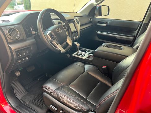 Used 2018 Toyota Tundra SR5 image 9