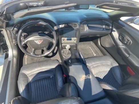 Used 2003 Chevrolet Corvette Convertible w/ Preferred Equipment Group1 image 21