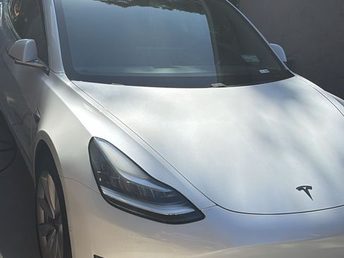 Used 2020 Tesla Model 3 RWD image 11
