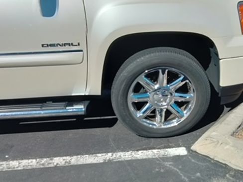 Used 2011 GMC Sierra 1500 Denali image 6