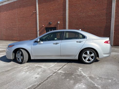 Used 2013 Acura TSX Sedan image 9