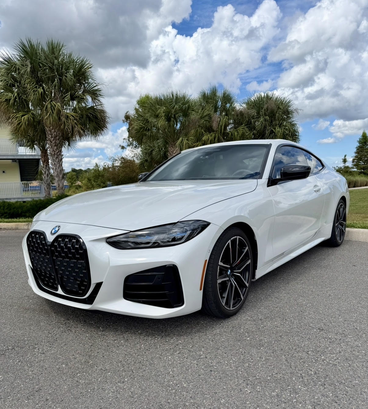 Used 2024 BMW M440i Coupe RWD image 1