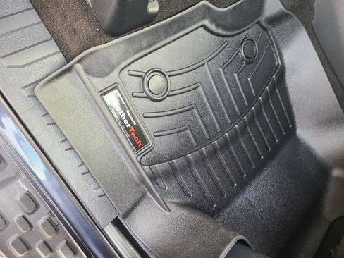 Used 2022 Ford F150 Lightning Lariat w/ Equipment Group 511A High image 32