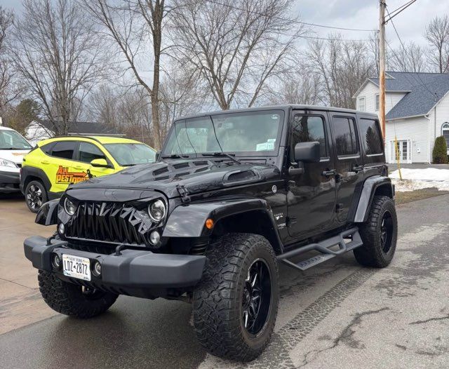 Used 2018 Jeep Wrangler Unlimited Sahara w/ Connectivity Group AWD/4WD image 5