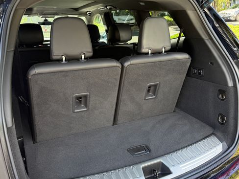 Used 2022 Cadillac XT6 Premium Luxury w/ LPO, Radiant Package AWD/4WD image 10