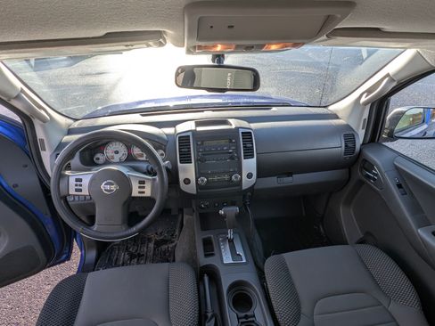 Used 2012 Nissan Frontier SV w/ Sport Appearance Pkg image 19