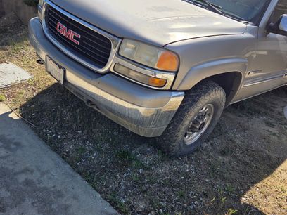 Used 2000 GMC Sierra 2500 4x4 Extended Cab HD w/ Convenience Plus Group