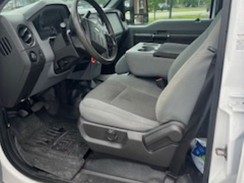 Used 2015 Ford F350 XL w/ Power Equipment Group image 9