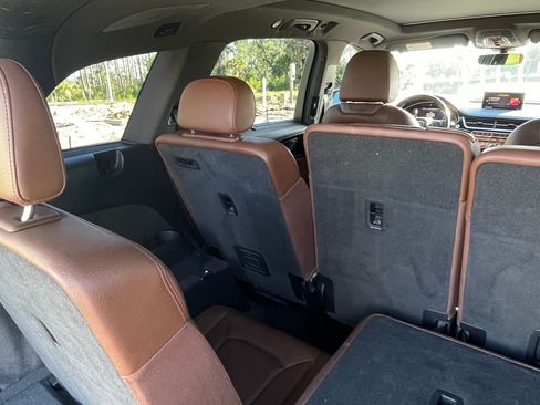 Used 2017 Audi Q7 3.0T Premium Plus image 11