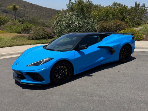 Used 2023 Chevrolet Corvette Stingray Convertible w/ Z51 Performance Package RWD image 1