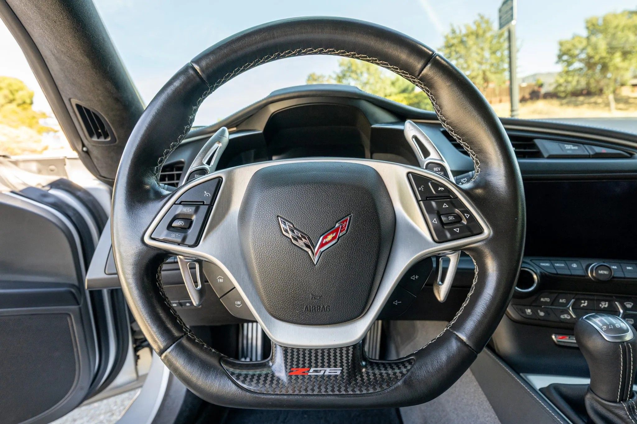 Used 2016 Chevrolet Corvette Z06 w/ 3LZ Preferred Equipment Group RWD image 21
