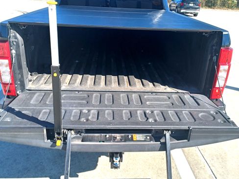 Used 2021 Ford F250 Lariat w/ Chrome Package AWD/4WD image 21