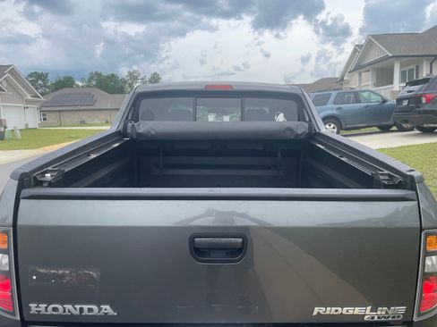 Used 2007 Honda Ridgeline RT image 9