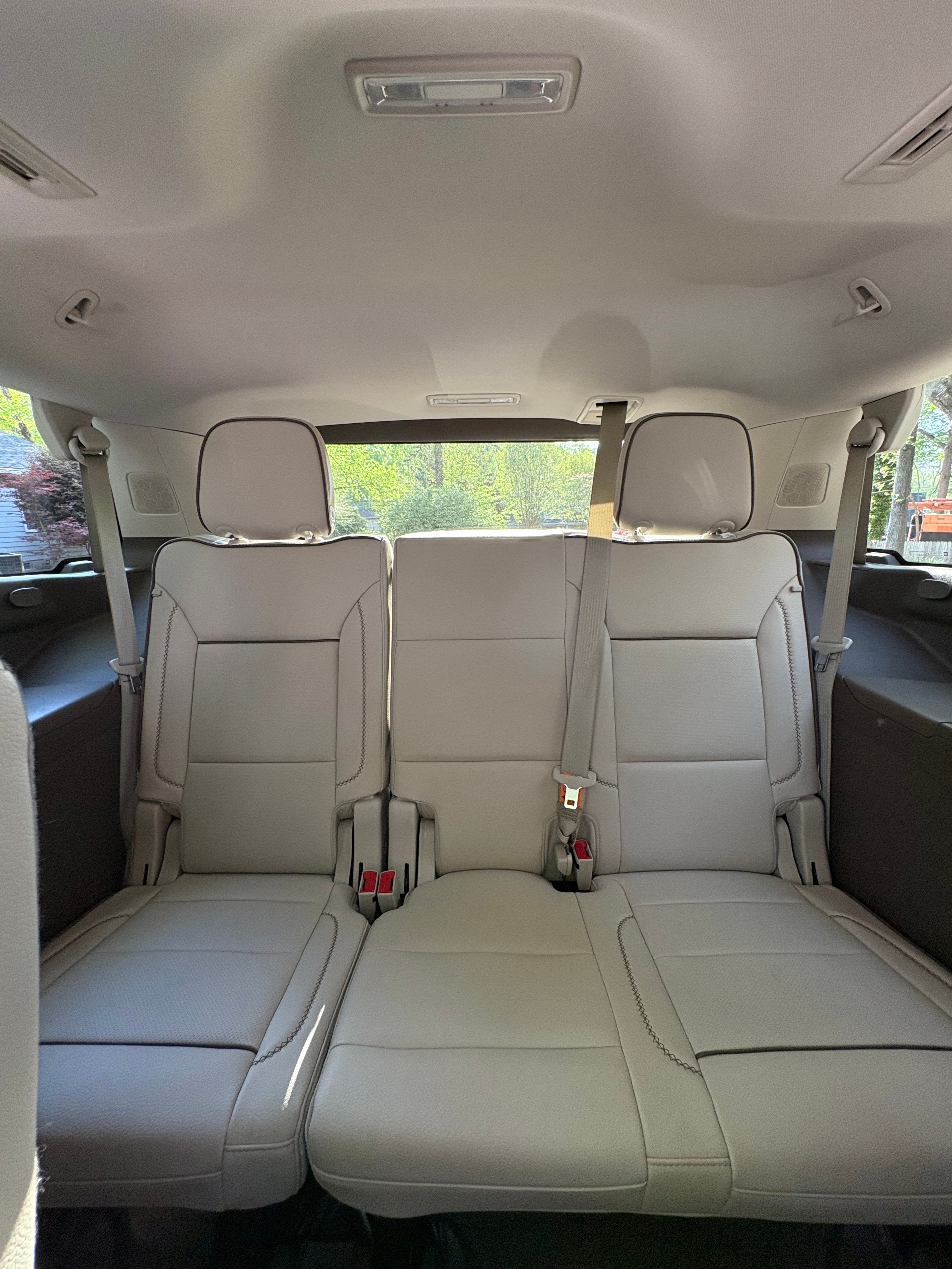 Used 2024 GMC Yukon Denali w/ Advanced Technology Package AWD/4WD image 16
