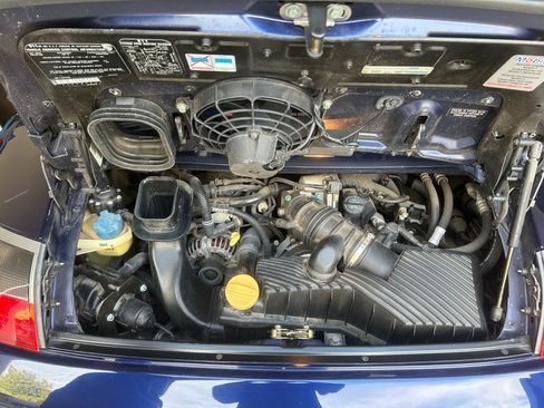 Used 2001 Porsche 911 GT3 RS image 23