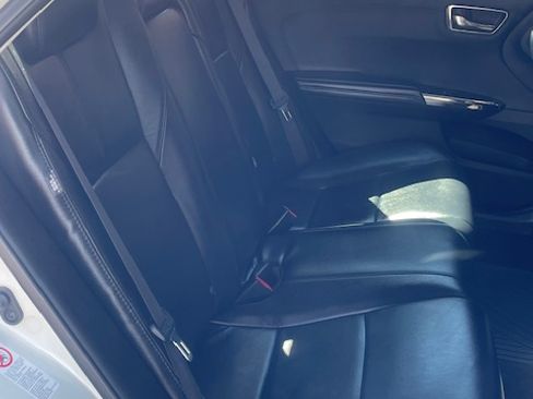 Used 2013 Toyota Avalon XLE image 10