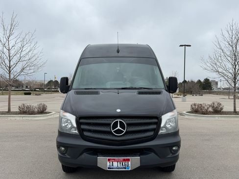 Used 2014 Mercedes-Benz Sprinter 3500 image 4