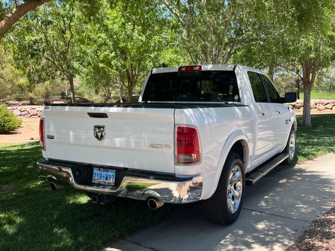 Used 2018 RAM 1500 Laramie image 10