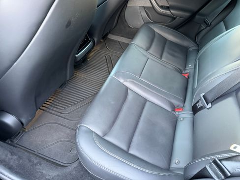 Used 2021 Tesla Model S Plaid image 13