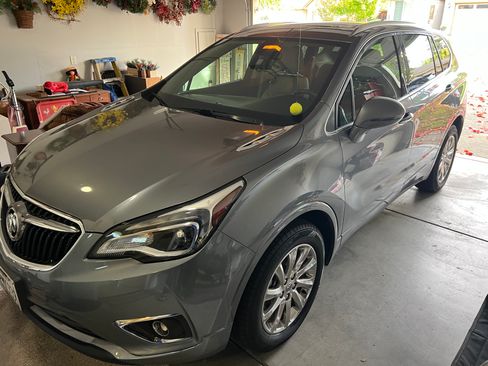 Used 2019 Buick Envision Essence image 2