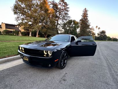 Used 2016 Dodge Challenger R/T Plus
