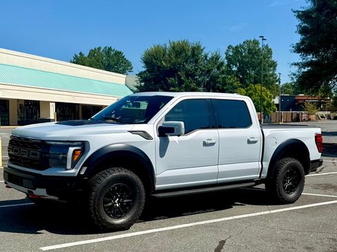 Used 2025 Ford F150 Raptor AWD/4WD image 1