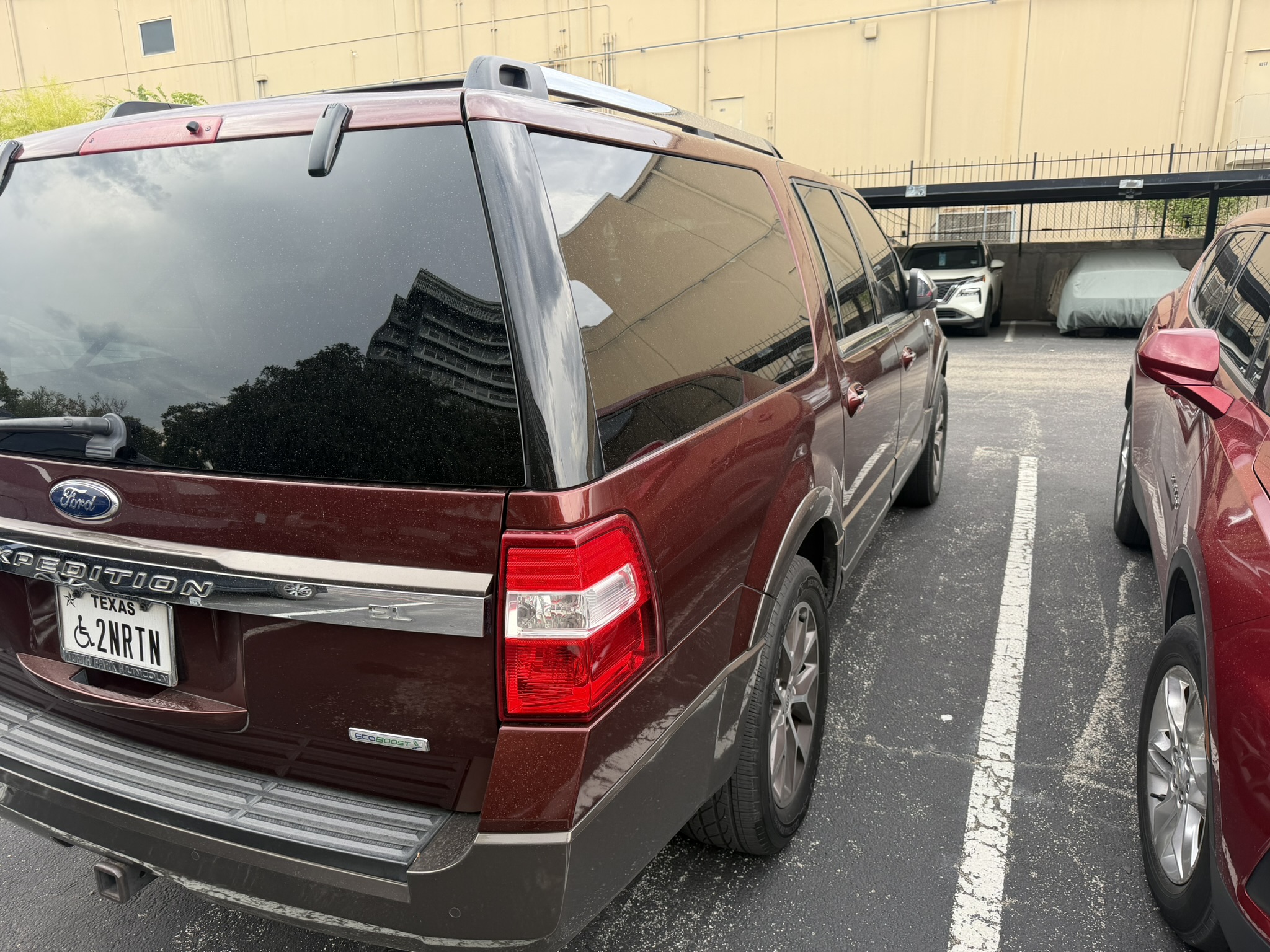 Used 2016 Ford Expedition EL King Ranch RWD image 8