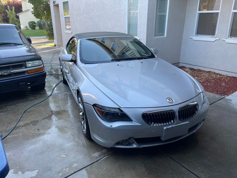 Used 2005 BMW 645Ci Convertible image 15