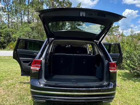 Used 2019 Volkswagen Atlas SE FWD image 16
