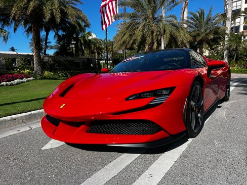 Used 2023 Ferrari SF90 Stradale image 41