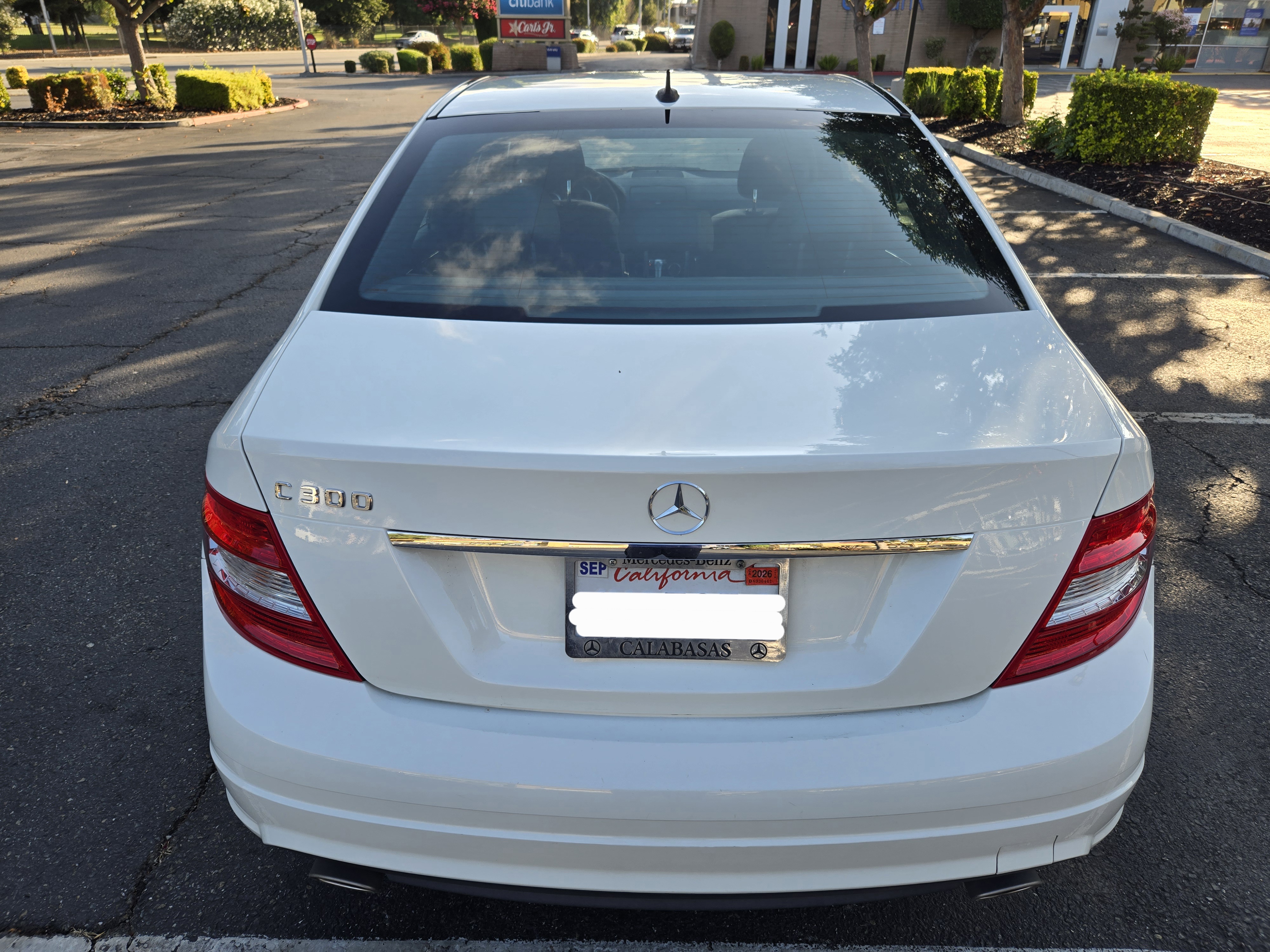 Used 2010 Mercedes-Benz C 300 Sedan image 5