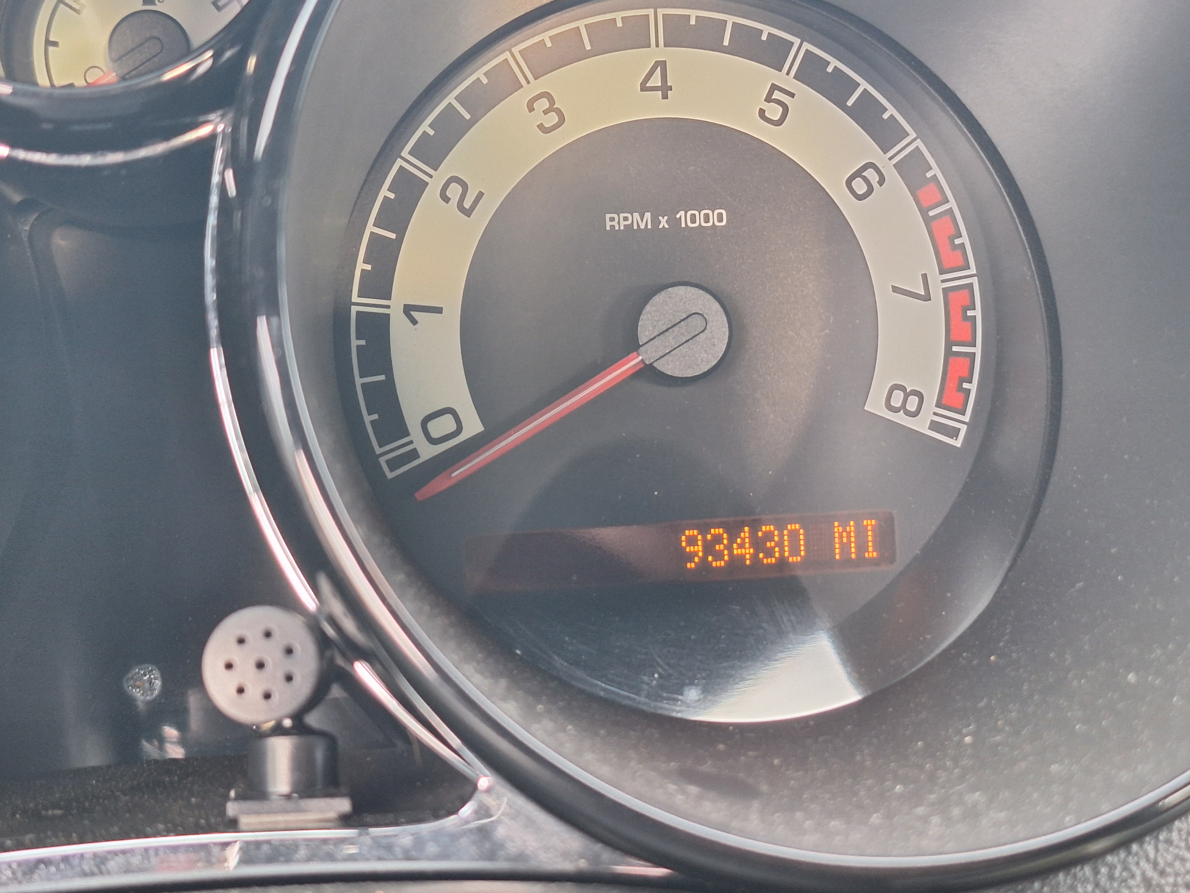 Used 2008 Saturn Sky Red Line RWD image 6