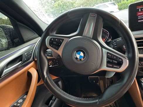 Used 2023 BMW X4 xDrive30i w/ M Sport Package image 4