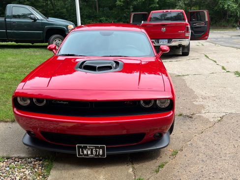 Used 2016 Dodge Challenger R/T Scat Pack image 11